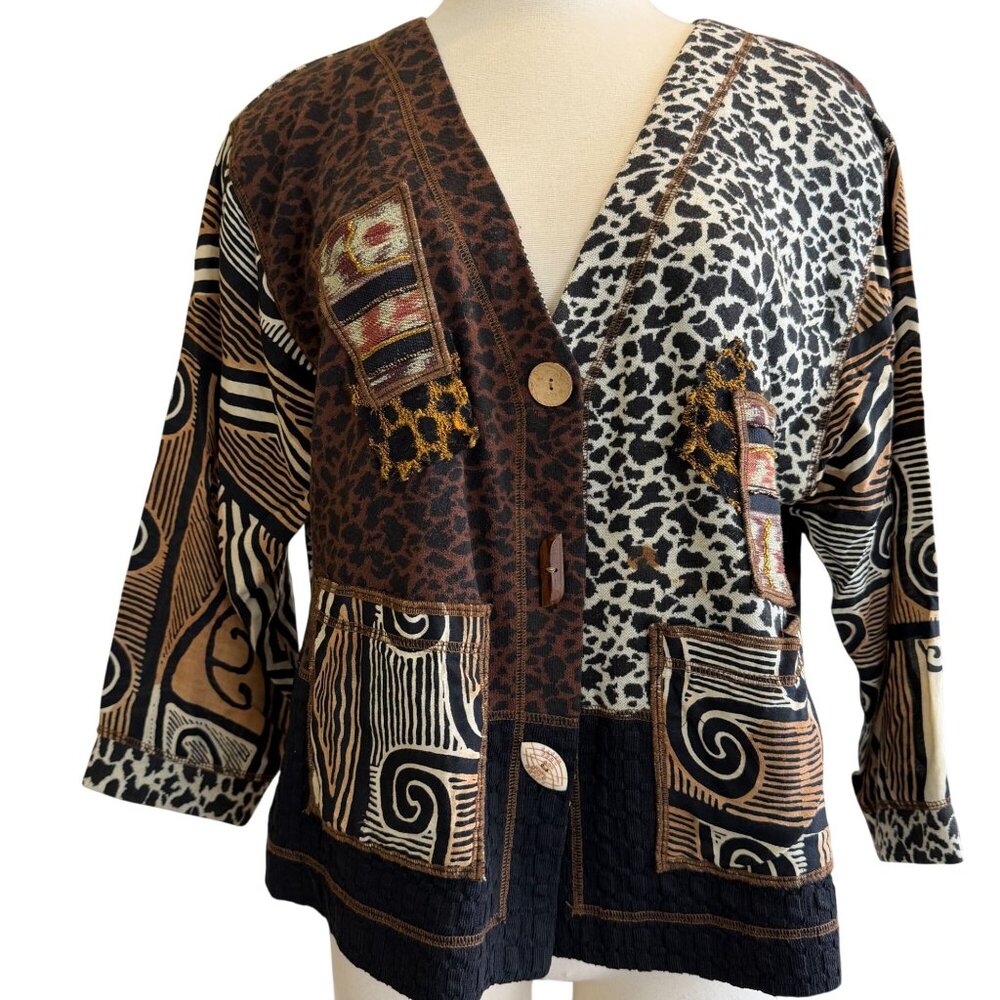 Surya Art to Wear V-neck cardigan‎ shirt size medium animal print mixed media